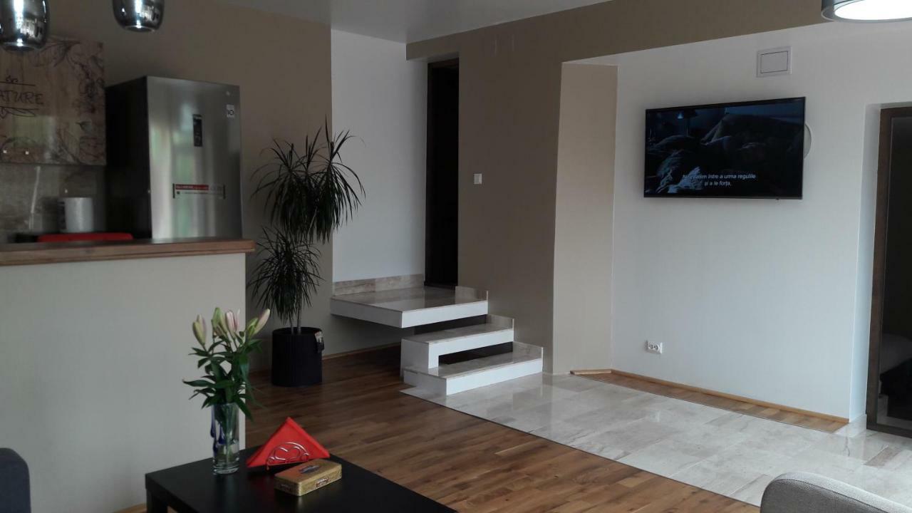 Crystal Salin Villa